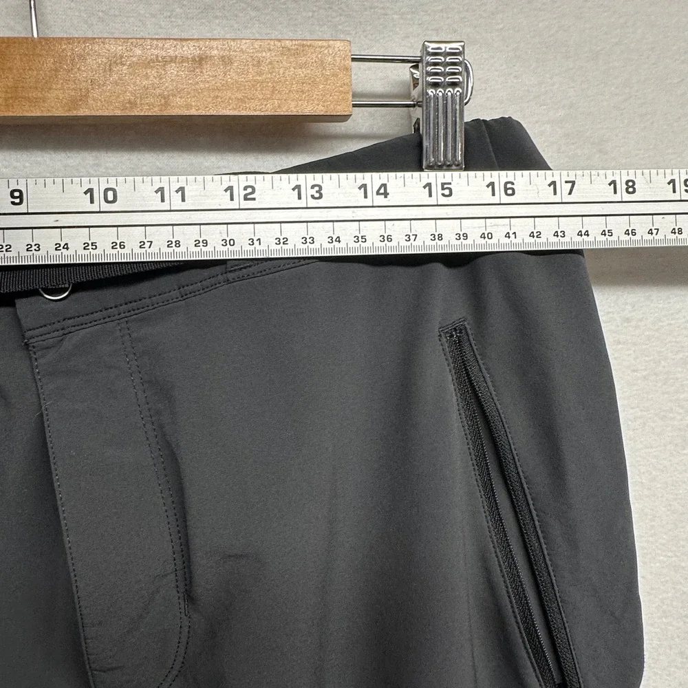 The North Face Paramount Pro Jogger Pants Men's Large Grey Flashdry-XD  Belted